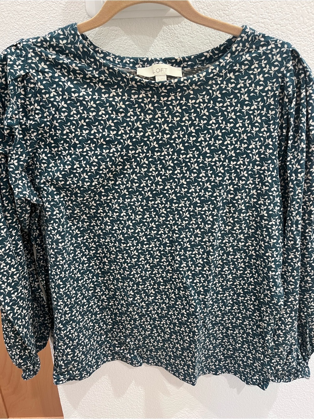 LOFT Teal and White Floral Long-Sleeve Top XL